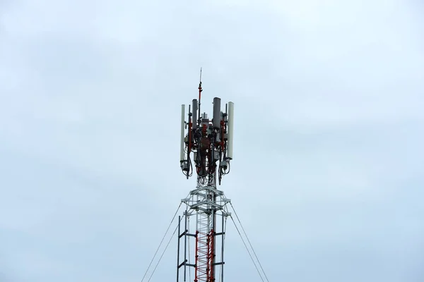 Broadcast Tower Sky Bakgrund — Stockfoto