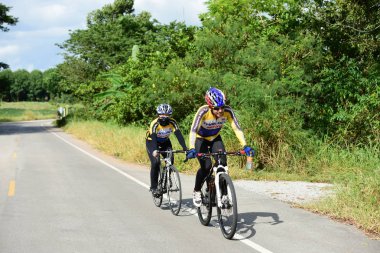 Amatör Bisiklet sporcular yapmak en iyi şekilde bisiklet yarışı sadaka gezi çabalarını 