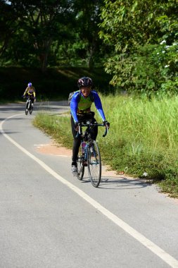 Tayland - 24 Haziran 2018: Kırsal yolda bisiklet yarışması