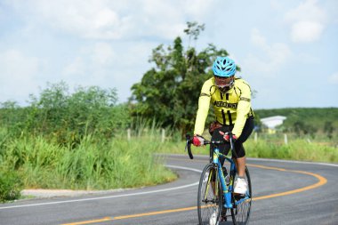 Amatör Bisiklet sporcular yapmak en iyi şekilde bisiklet yarışı sadaka gezi çabalarını 