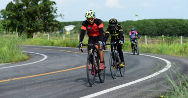 Amatör Bisiklet sporcular yapmak en iyi şekilde bisiklet yarışı sadaka gezi çabalarını 