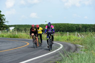 Amatör Bisiklet sporcular yapmak en iyi şekilde bisiklet yarışı sadaka gezi çabalarını 