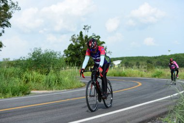 Amatör Bisiklet sporcular yapmak en iyi şekilde bisiklet yarışı sadaka gezi çabalarını 