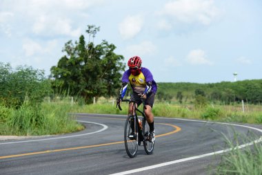 Amatör Bisiklet sporcular yapmak en iyi şekilde bisiklet yarışı sadaka gezi çabalarını 