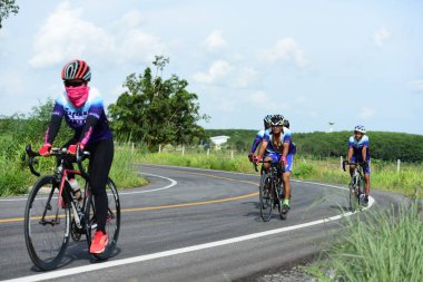 Amatör Bisiklet sporcular yapmak en iyi şekilde bisiklet yarışı sadaka gezi çabalarını 