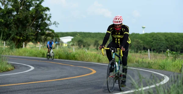 Atletas Amadores Bicicleta Aproveitam Máximo Seus Esforços Corrida Bicicleta Charity — Fotografia de Stock