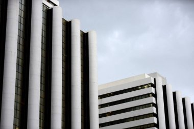 Şehir merkezindeki gökdelen binaları