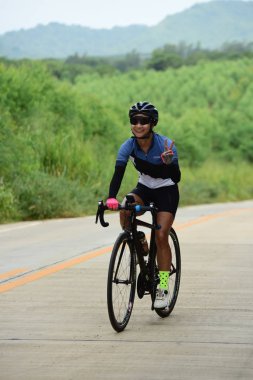 Amatör Bisiklet sporcular yapmak en iyi şekilde bisiklet yarışı sadaka gezi çabalarını 