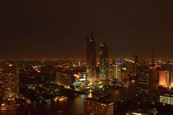 Besucher Oben Auf Dem Turm Bangkok Und Chaophraya River Während — Stockfoto