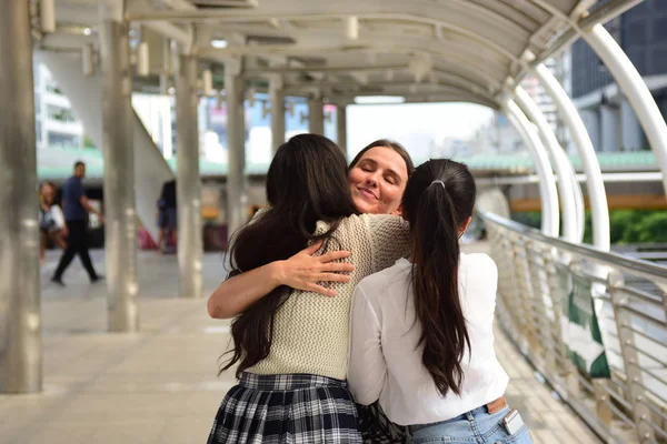 Happy Three Girls Meeting — Stock Photo, Image