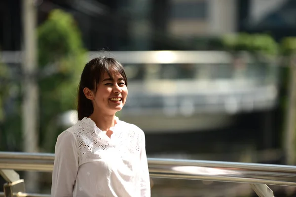 Happy Asian Girl Sunny Daytime — Stock Photo, Image