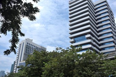 Şehir Merkezi ve yüksek binaların Bangkok ziyaretçilere Park üzerinde 20 Eylül 2018.