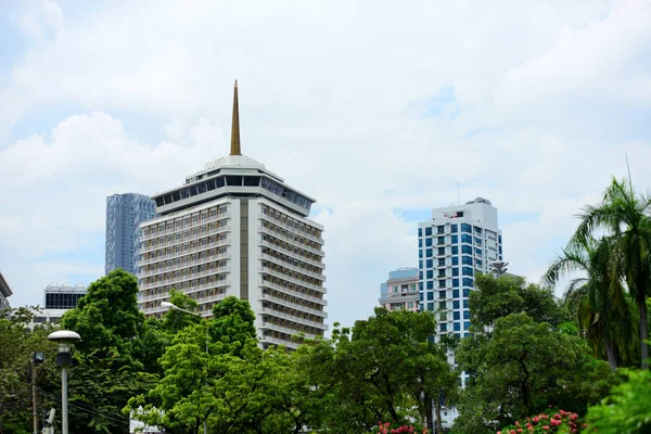 Visitantes Centro Cidade Edifícios Altos Banguecoque Partir Parque Setembro 2018 — Fotografia de Stock