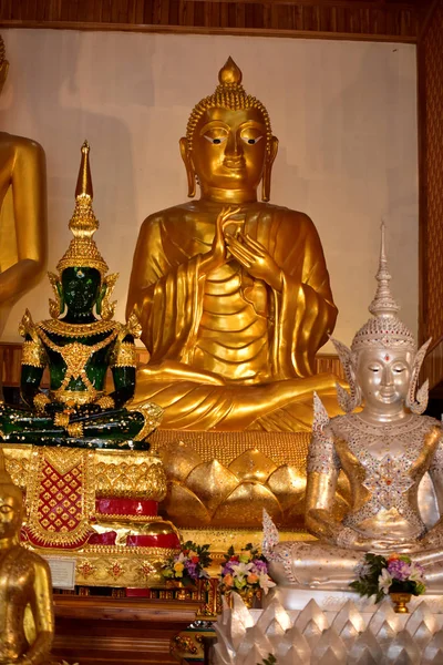 Viejo Templo Budista Oro Bangkok Tailandia Santuario Dentro Templo Budista — Foto de Stock