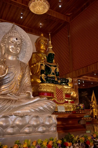 Estatua Oro Buddha Templo Tailandia — Foto de Stock