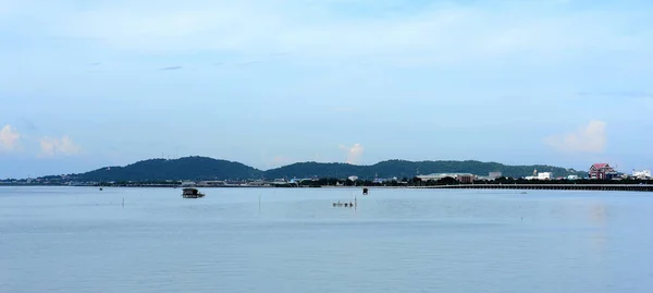 美丽的海景在白天 — 图库照片