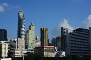 Başkentin merkezine ziyaretçi. Ana iş bölgesinin toplantı noktasında. Sermaye, Bangkok, Tayland, yüksek ofis binası üzerinde 15 Eylül 2018 görünümünü.