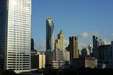 Başkentin merkezine ziyaretçi. Ana iş bölgesinin toplantı noktasında. Sermaye, Bangkok, Tayland, yüksek ofis binası üzerinde 15 Eylül 2018 görünümünü.