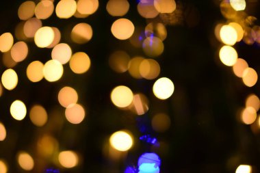 Soyut Mavi bulanık ve gümüş pırıltılı Parlatıcı ampul arka plan: bulanıklık Noel duvar kağıdı dekorasyon concept.christmas ışık gece, soyut dairesel bokeh background.bokeh ışıklar ışıklar.