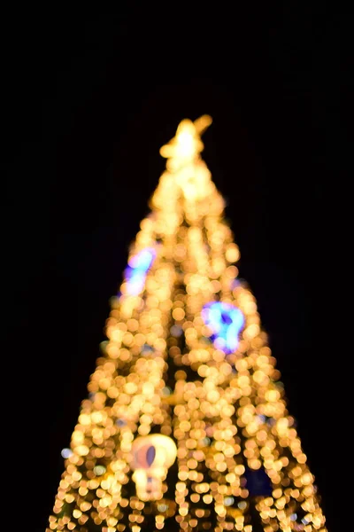 Árvore Natal Dourada Abstrata Fundo Preto — Fotografia de Stock
