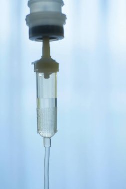 Klinikte tıbbi atık var. Kapatın.