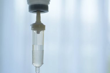 Klinikte tıbbi atık var. Kapatın.