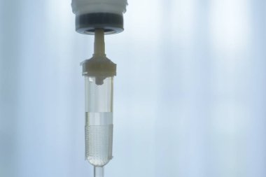 Klinikte tıbbi atık var. Kapatın.