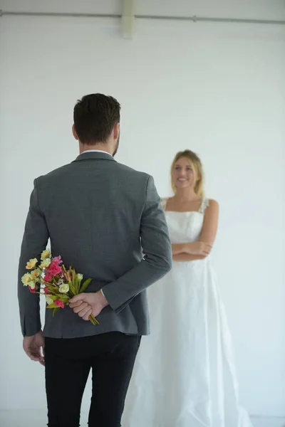 Casais Que Vão Casar São Felizes Quando Eles Tentam Casar — Fotografia de Stock