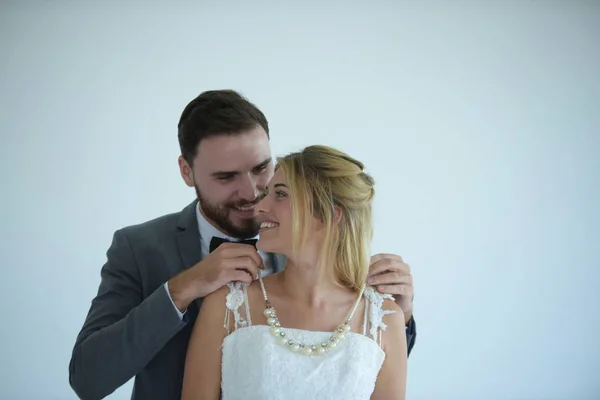 Happy Wedding Couple Posing Studio — Stock Photo, Image