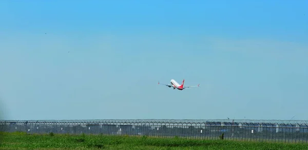 Turisten Ankomst Den Internationella Flygplatsen Suvarnabhumi Bangkok Thailand Titt Olika — Stockfoto