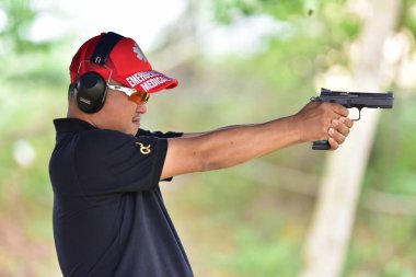 Spor ve yarış gezileri vurulma olayında kullanılan silahlar. Benim üzerime topçu ve Tayland Ulusal gunners pratik ve kupa, Prachuap Khiri Khan, Tayland tarihinde 25 Ağustos 2018 rekabet edebilmek için test çekim