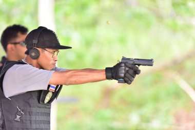 Spor ve yarış gezileri vurulma olayında kullanılan silahlar. Benim üzerime topçu ve Tayland Ulusal gunners pratik ve kupa, Prachuap Khiri Khan, Tayland tarihinde 25 Ağustos 2018 rekabet edebilmek için test çekim