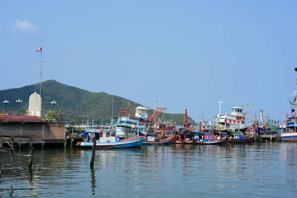 Küçük Balıkçı Tekneleri Balıkçı Balıkçılık Limanı Bang Saray Bucağı Sattahip — Stok fotoğraf