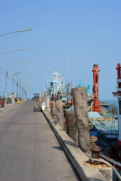 Close Foto Van Kleine Vissersboten Visserij Vissershaven Bang Saray Onderdistrict — Stockfoto