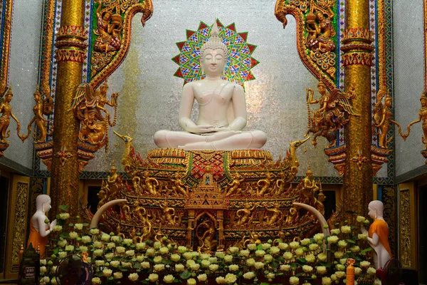 重要佛教时代的信仰烛光 被称为 Makha Bucha — 图库照片