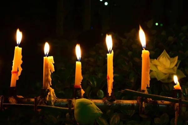 불타는 촛불의 클로즈업 — 스톡 사진