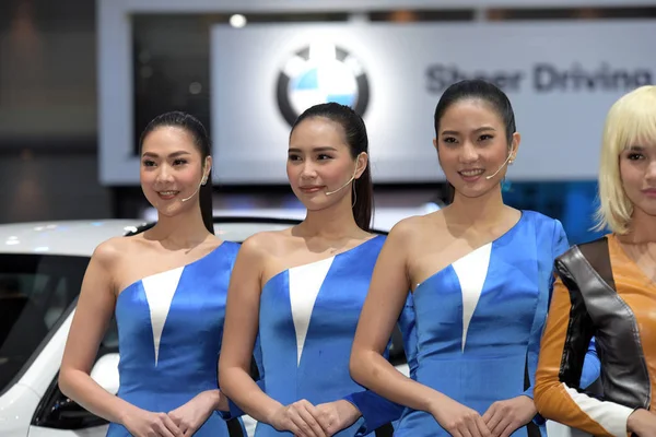 Thailand Augusti 2018 Attraktiva Modeller Poserar Bilutställning — Stockfoto