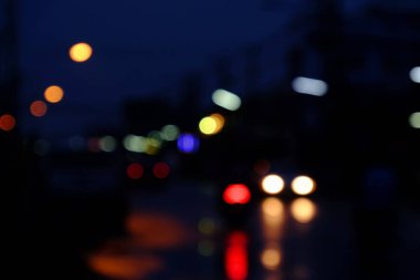 Soyut mavi bulanık ve gümüş pırıltılı Parlatıcı ampuller ışık arka plan: Noel duvar kağıdı dekorasyon concept.christmas ışık gece, soyut dairesel bokeh arka plan bulanıklık. bokeh ışıklar