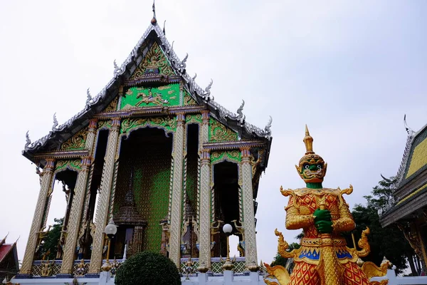 Gyönyörű Thaiföldi Templomok Arany Buddha Szobrok Thaiföld Temple Thai Stílusban — Stock Fotó
