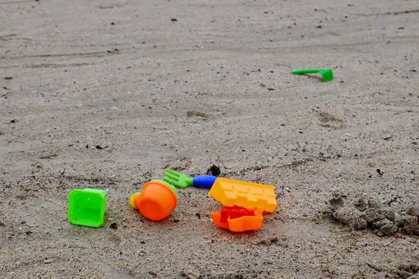 Brinquedos Superfície Praia Areia Molhada — Fotografia de Stock