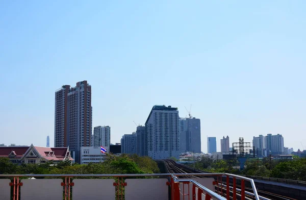 Wysokie Budynki Lokale Dzielnicy Biznesowej Miasta Bangkok Dużych Budynków Oraz — Zdjęcie stockowe