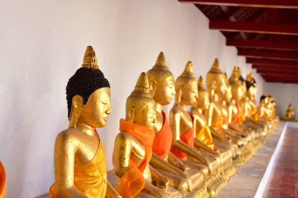 Die Schönheit Von Wat Phra Borommathat Chaiya Und Das Alte — Stockfoto