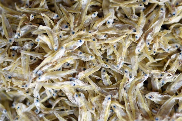Dried fish, local food processing of Thai fishermen Is the product for delivery to the fresh food market
