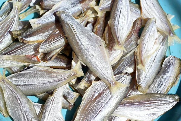 Dried fish, local food processing of Thai fishermen Is the product for delivery to the fresh food market