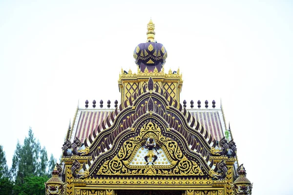 Thaitempel Und Buddha Statue — Stockfoto