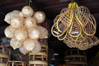 Yapılmış Sepetler Dükkanı Çok Tür Sepet Bambu Sepeti Hasır Made