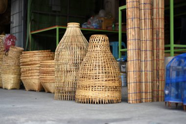 Yapılmış Sepetler Dükkanı Çok Tür Sepet Bambu Sepeti Hasır Made