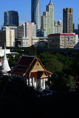 Modern mimariyle şehrin ufuk çizgisi