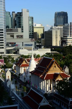 Modern mimariyle şehrin ufuk çizgisi