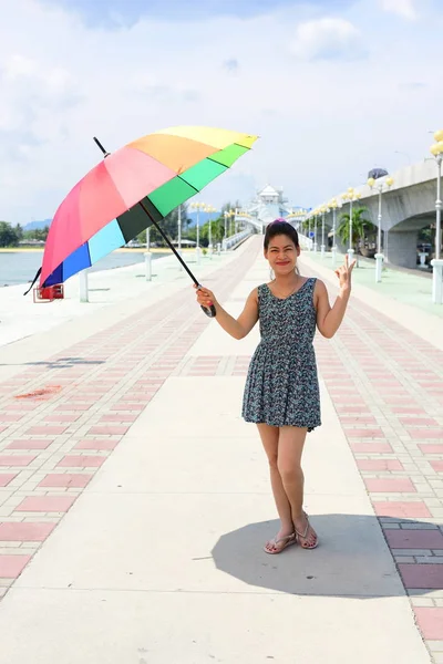 Woman Umbrella Sea Promenade — Stockfoto